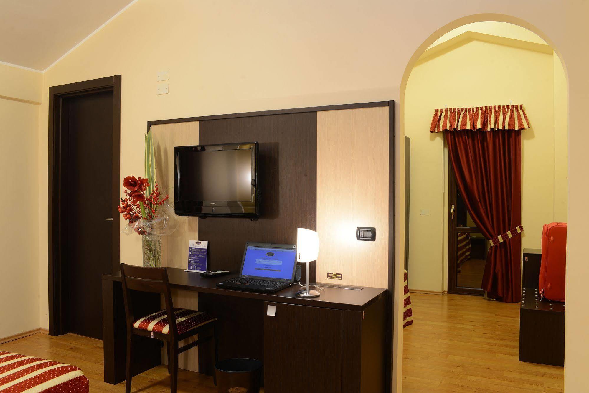Hotel Iacone キエーティ エクステリア 写真
